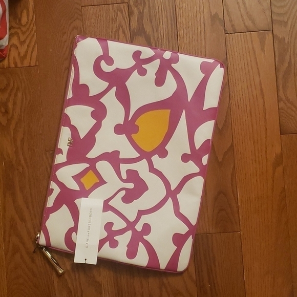 DIANE von furstenburg laptop case / clutch - Picture 1 of 10
